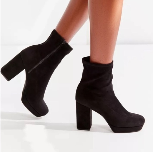 Urban Outfitters Michell Black Sock Boots Size 10 - Picture 1 of 7